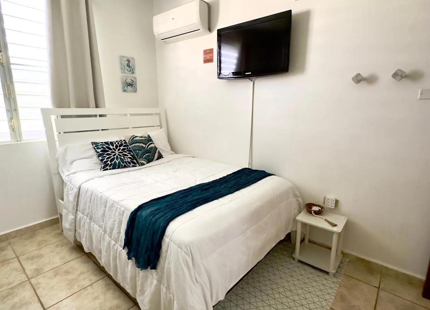 La Casandra Beach House Isabela